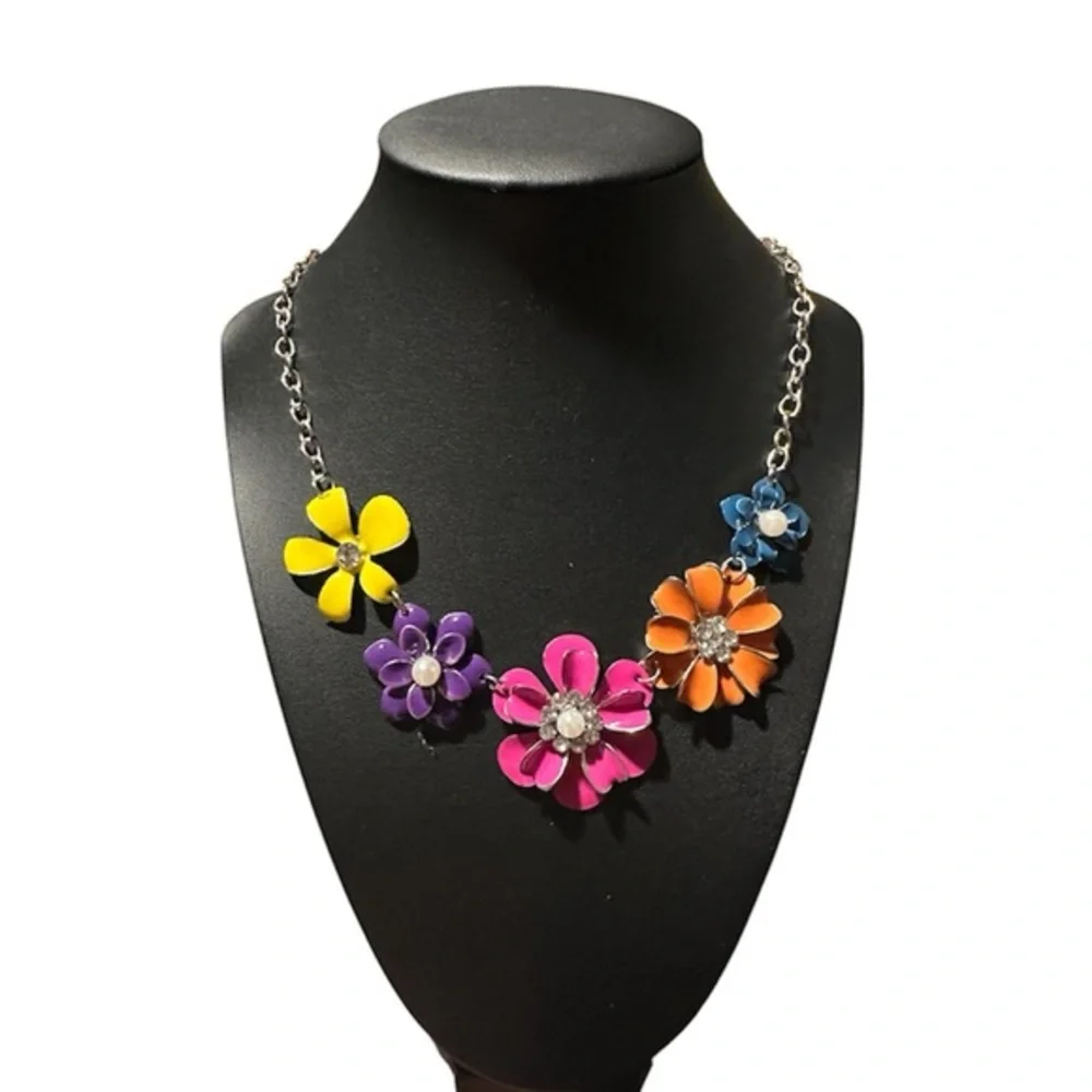 Floral Multicolor Necklace